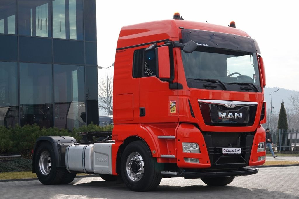 MAN TGX 18.440 / 4x4 / HYDRAULIKA / HYDRODRIVE / EUR MAN TGX 18.440 / 4x4 / HYDRAULIKA / HYDRODRIVE / EUR - Tractor unit: picture 1 MAN TGX 18.440 / 4x4 / HYDRAULIKA / HYDRODRIVE / EUR MAN TGX 18.440 / 4x4 / HYDRAULIKA / HYDRODRIVE / EUR - Tractor unit: picture 1