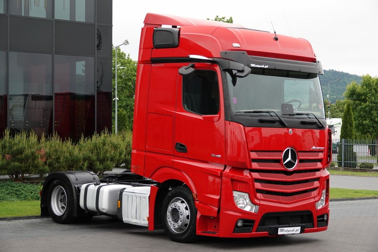 Mercedes-Benz ACTROS 1845 / LOW DECK / MEGA / BIG SPACE / PO K - Tractor unit: picture 3 Mercedes-Benz ACTROS 1845 / LOW DECK / MEGA / BIG SPACE / PO K - Tractor unit: picture 3