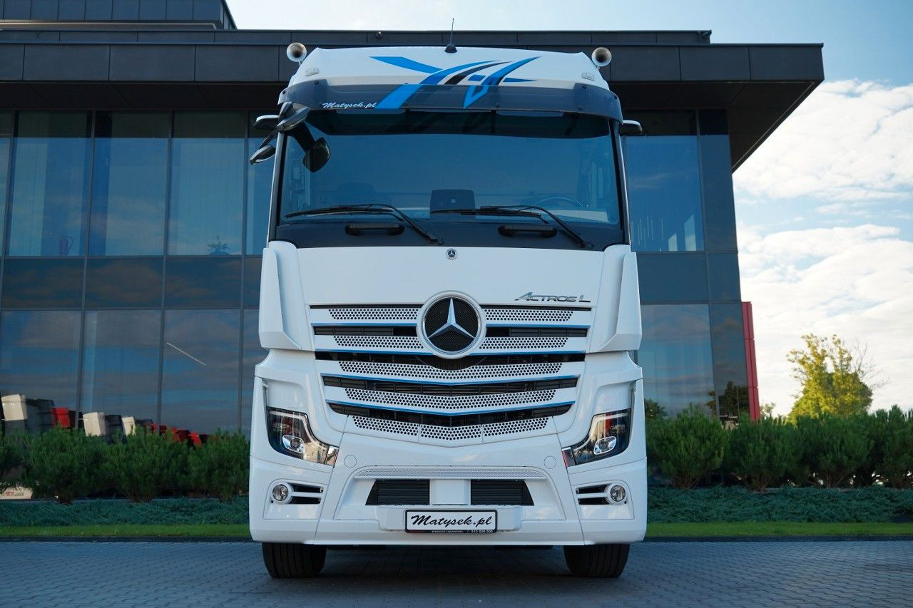 Mercedes-Benz ACTROS 1853 / BIG SPACE / HYDRAULIKA DWUOBWODOWA - Tractor unit: picture 3 Mercedes-Benz ACTROS 1853 / BIG SPACE / HYDRAULIKA DWUOBWODOWA - Tractor unit: picture 3