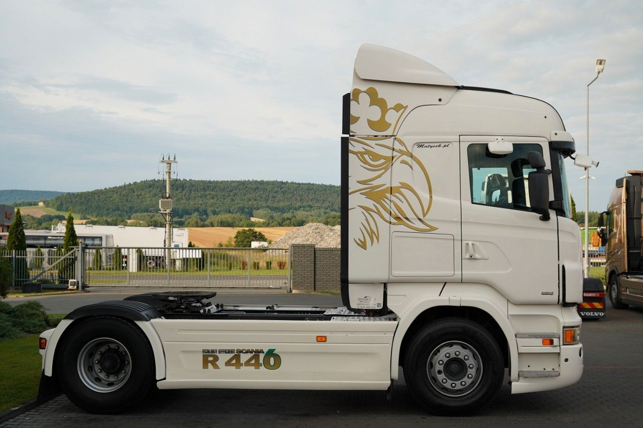Scania R 440 / RETARDER / EURO 6 - Tractor unit: picture 5 Scania R 440 / RETARDER / EURO 6 - Tractor unit: picture 5
