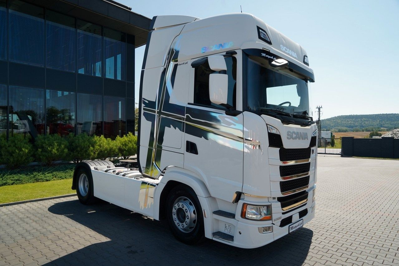 Scania S 500 / RETARDER / FULL AIRMATIC / OPONY 100% / - Tractor unit: picture 2 Scania S 500 / RETARDER / FULL AIRMATIC / OPONY 100% / - Tractor unit: picture 2