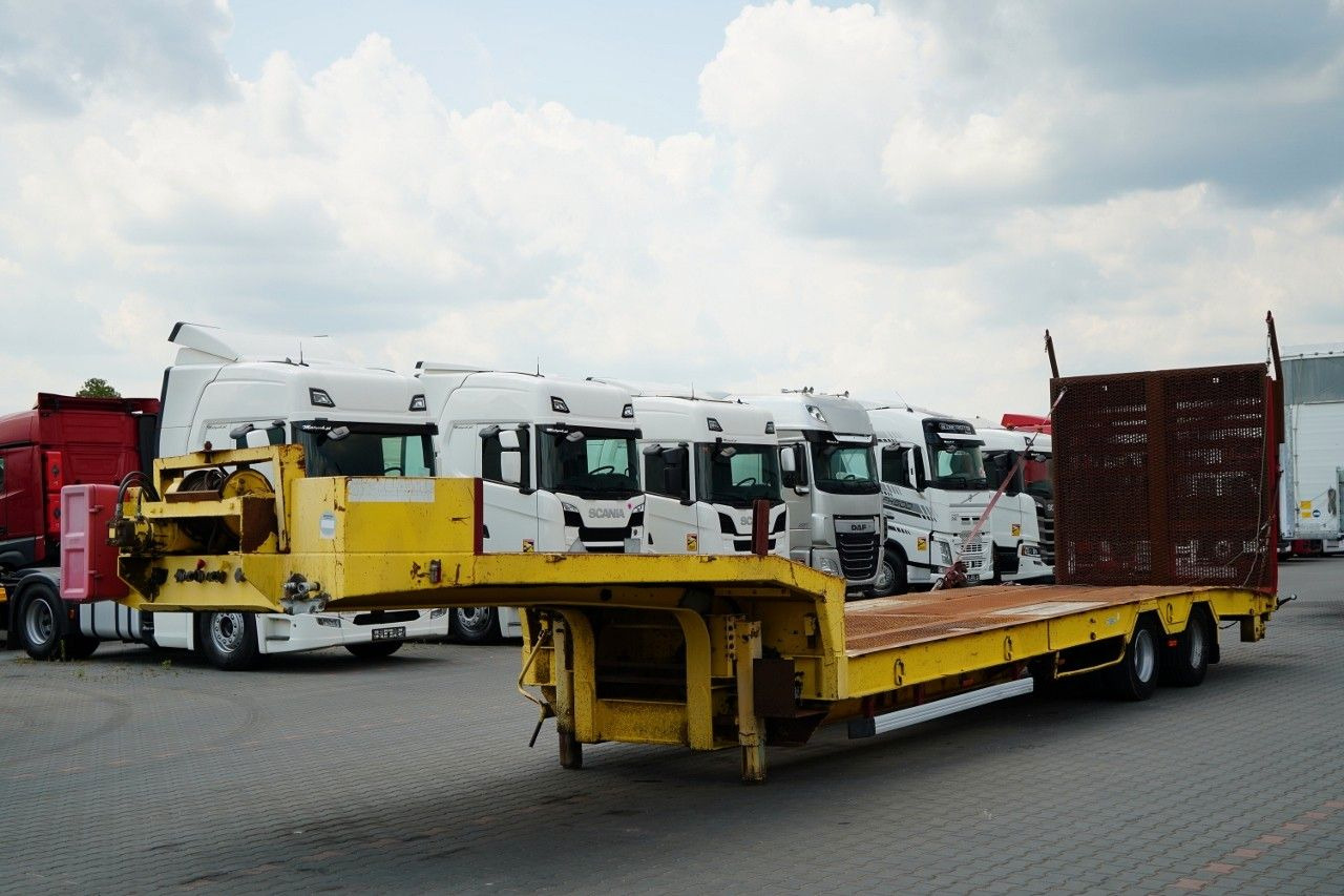 VEREM / NACZEPA LAWETA / NISKOPODWOZIOWA / 13.M - Low loader semi-trailer: picture 3 VEREM / NACZEPA LAWETA / NISKOPODWOZIOWA / 13.M - Low loader semi-trailer: picture 3