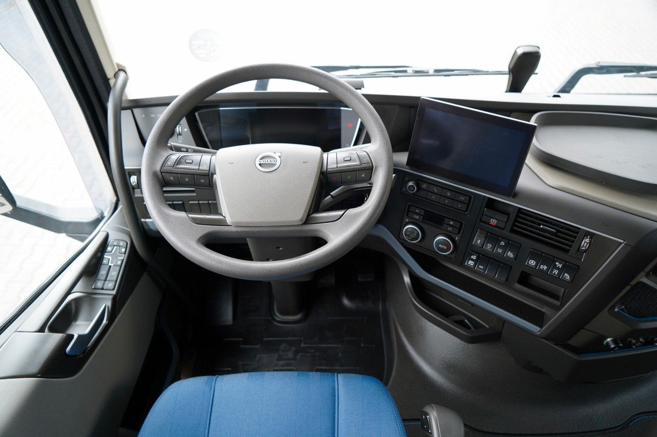 Curtainsider truck, Curtainsider trailer Volvo FH 500 /XXL / ZESTAW TANDEM PRZEJAZDOWY 120 M3 /: picture 18 Curtainsider truck, Curtainsider trailer Volvo FH 500 /XXL / ZESTAW TANDEM PRZEJAZDOWY 120 M3 /: picture 18