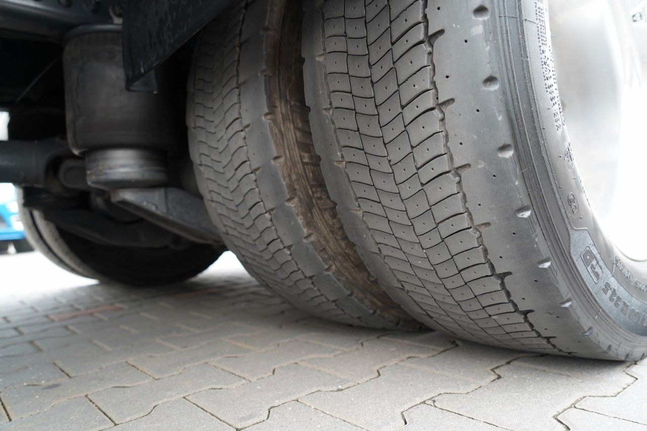 Curtainsider truck, Curtainsider trailer Volvo FH 500 /XXL / ZESTAW TANDEM PRZEJAZDOWY 120 M3 /: picture 12 Curtainsider truck, Curtainsider trailer Volvo FH 500 /XXL / ZESTAW TANDEM PRZEJAZDOWY 120 M3 /: picture 12