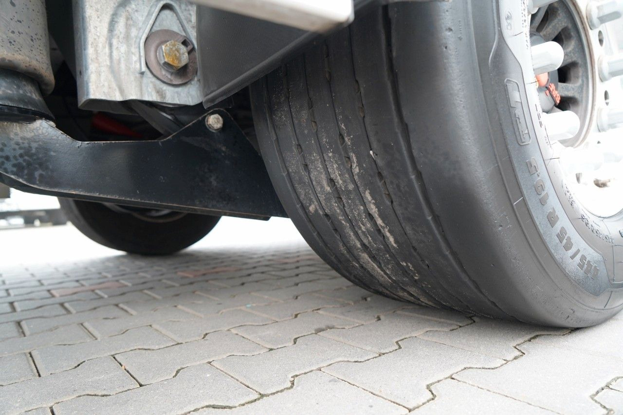 Curtainsider truck, Curtainsider trailer Volvo FH 500 /XXL / ZESTAW TANDEM PRZEJAZDOWY 120 M3 /: picture 13 Curtainsider truck, Curtainsider trailer Volvo FH 500 /XXL / ZESTAW TANDEM PRZEJAZDOWY 120 M3 /: picture 13