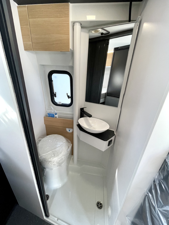 ADRIA TWIN 640 SGX leasing ADRIA TWIN 640 SGX: picture 12