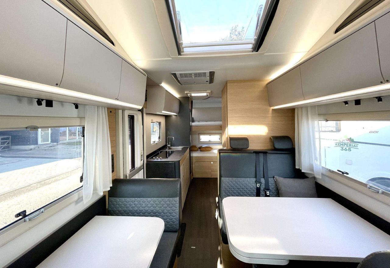Adria Coral XL 650DK - Alcove motorhome: picture 4 Adria Coral XL 650DK - Alcove motorhome: picture 4