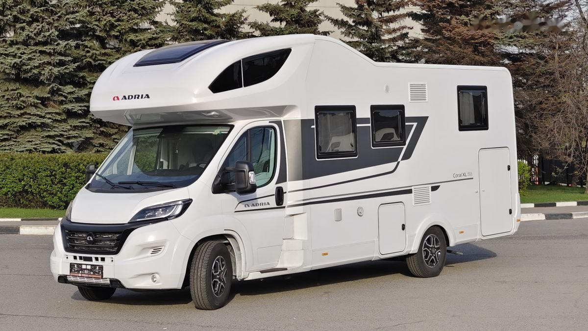 Adria CoralXL FIAT Aut. - Alcove motorhome: picture 2 Adria CoralXL FIAT Aut. - Alcove motorhome: picture 2