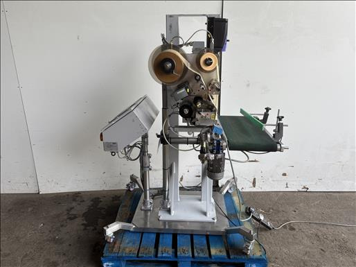 Logopak 410 IIIF Labeller - Packaging machinery: picture 1 Logopak 410 IIIF Labeller - Packaging machinery: picture 1
