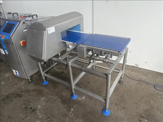 Loma IQ3 Metal detector checkweigher - Food processing equipment: picture 2 Loma IQ3 Metal detector checkweigher - Food processing equipment: picture 2