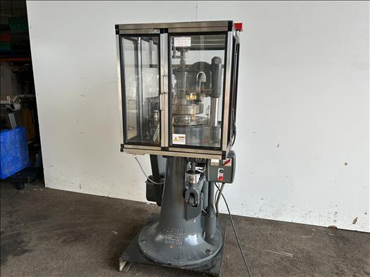 Manesty D3B tablet press - Food processing equipment: picture 2 Manesty D3B tablet press - Food processing equipment: picture 2
