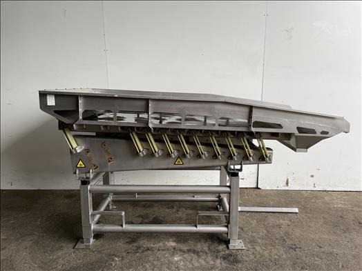 NNP Vibratory conveyor - Conveyor: picture 1 NNP Vibratory conveyor - Conveyor: picture 1