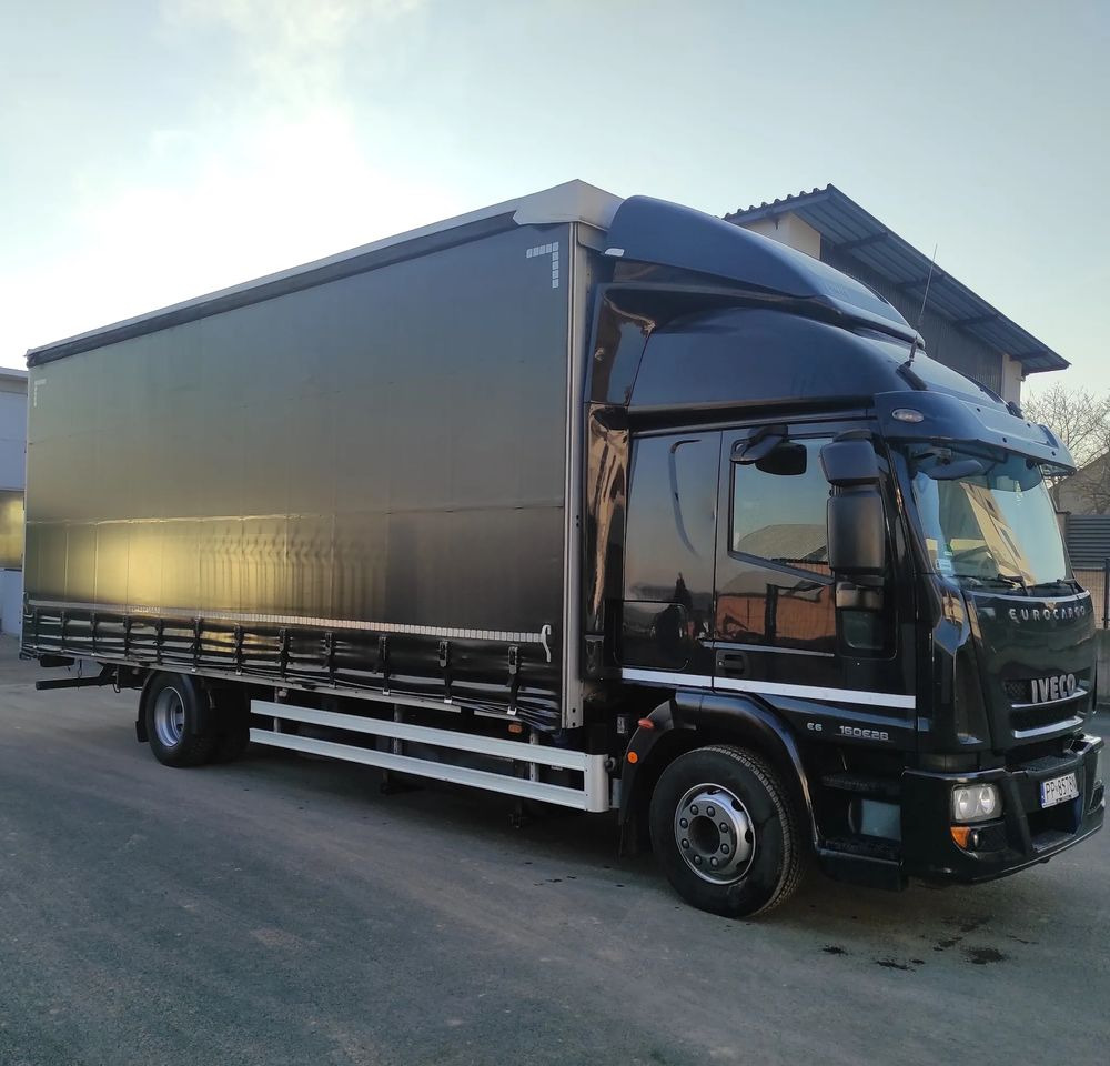 Iveco EUROCARGO 160E28 19 PAL. / FIRANKA / MANUAL / - Curtainsider truck: picture 2 Iveco EUROCARGO 160E28 19 PAL. / FIRANKA / MANUAL / - Curtainsider truck: picture 2