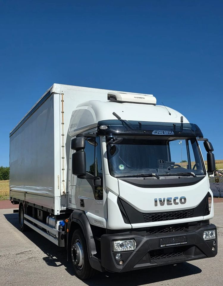 Iveco EUROCARGO 160E320/FIRANKA/WINDA/AUTOMAT/NISKI PRZEBIEG/E6/SPROWADZONY/PIERWSZY WŁAŚCICIEL - Curtainsider truck: picture 2 Iveco EUROCARGO 160E320/FIRANKA/WINDA/AUTOMAT/NISKI PRZEBIEG/E6/SPROWADZONY/PIERWSZY WŁAŚCICIEL - Curtainsider truck: picture 2
