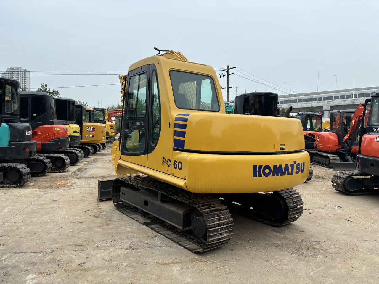 Komatsu PC 60-7 - Mini excavator: picture 3 Komatsu PC 60-7 - Mini excavator: picture 3