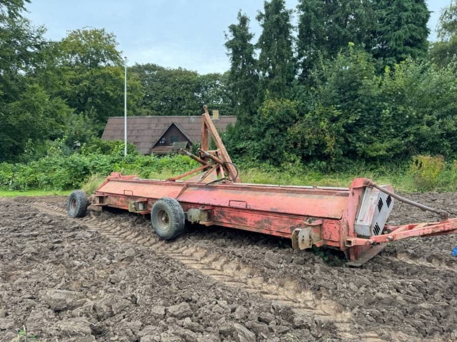 Kuhn 6 - Agricultural machinery: picture 1 Kuhn 6 - Agricultural machinery: picture 1