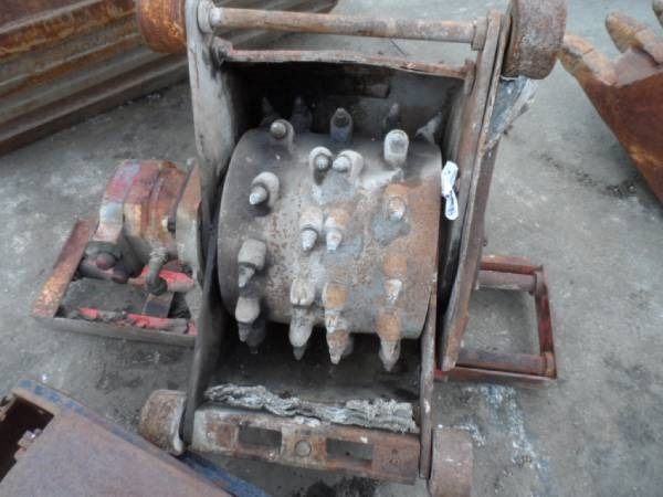 Wirtgen Wirtgen - Attachment for Asphalt machine: picture 3 Wirtgen Wirtgen - Attachment for Asphalt machine: picture 3