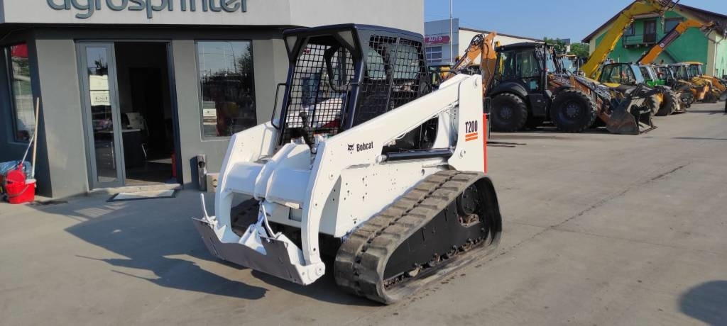 Bobcat T 200 - Compact track loader: picture 1 Bobcat T 200 - Compact track loader: picture 1