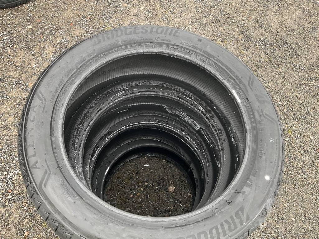 Bridgestone Alenza 255/50 R21 TYRES - Tire for Truck: picture 4 Bridgestone Alenza 255/50 R21 TYRES - Tire for Truck: picture 4