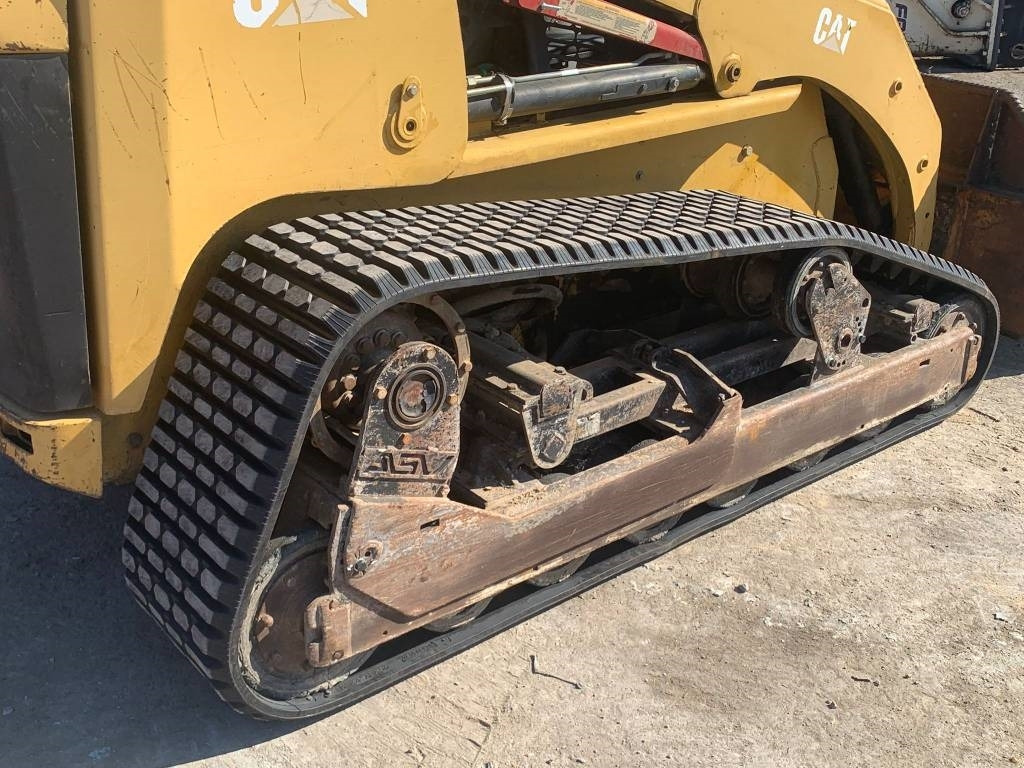 CAT 277 - Skid steer loader: picture 5 CAT 277 - Skid steer loader: picture 5