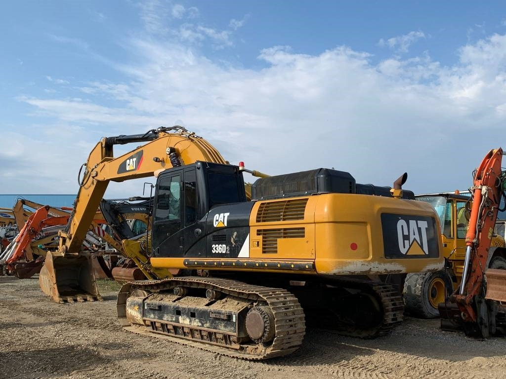 CAT 336D2 - Crawler excavator: picture 2 CAT 336D2 - Crawler excavator: picture 2