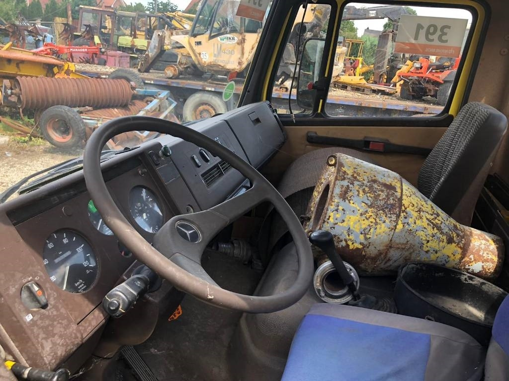 Mercedes-Benz 814  - Construction machinery, Truck: picture 5 Mercedes-Benz 814  - Construction machinery, Truck: picture 5