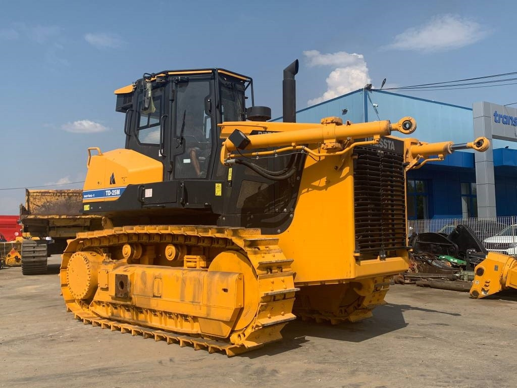 New Bulldozer Dressta TD25M: picture 14