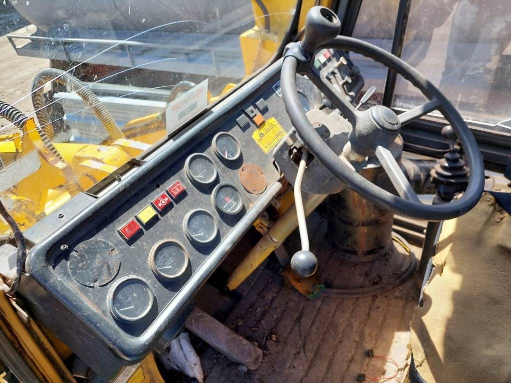 Wheel loader Hanomag 35D: picture 6
