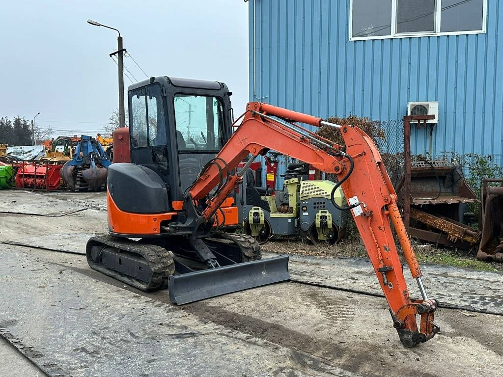 Hitachi ZX 27 U-2 - Mini excavator: picture 5 Hitachi ZX 27 U-2 - Mini excavator: picture 5