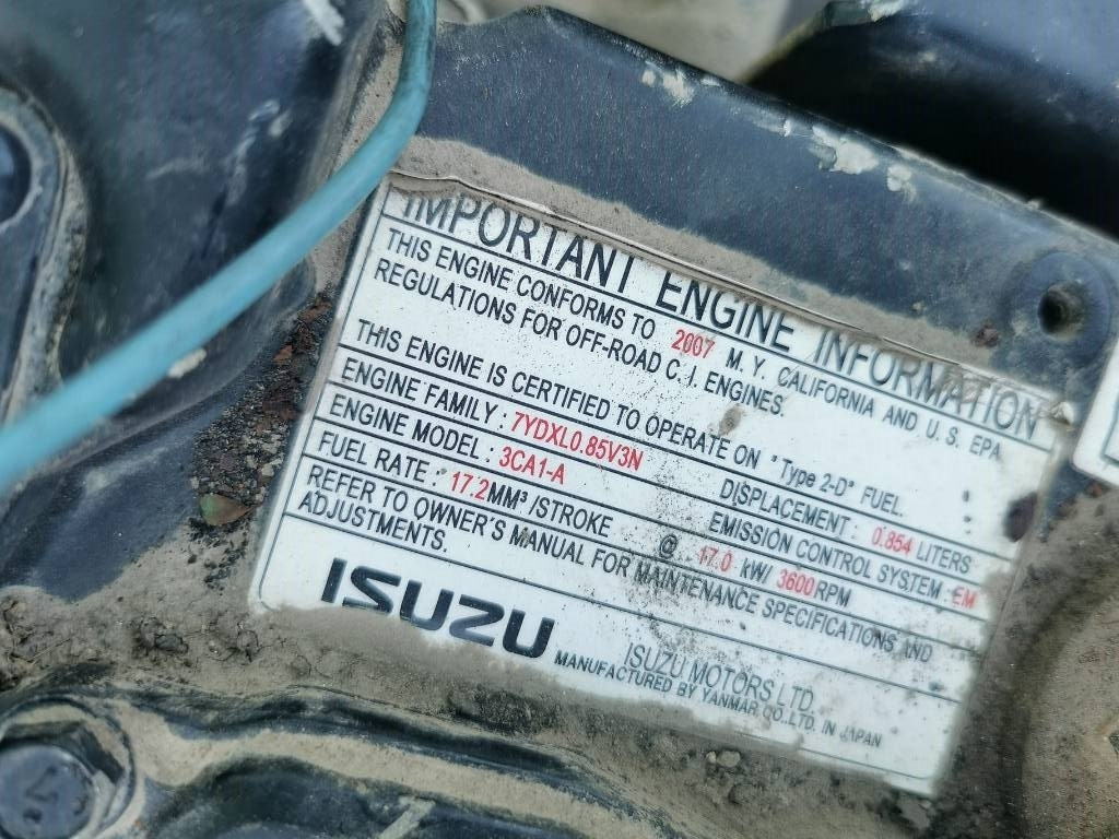 Isuzu 3CA1-AZP01 - Engine for Construction machinery: picture 3 Isuzu 3CA1-AZP01 - Engine for Construction machinery: picture 3