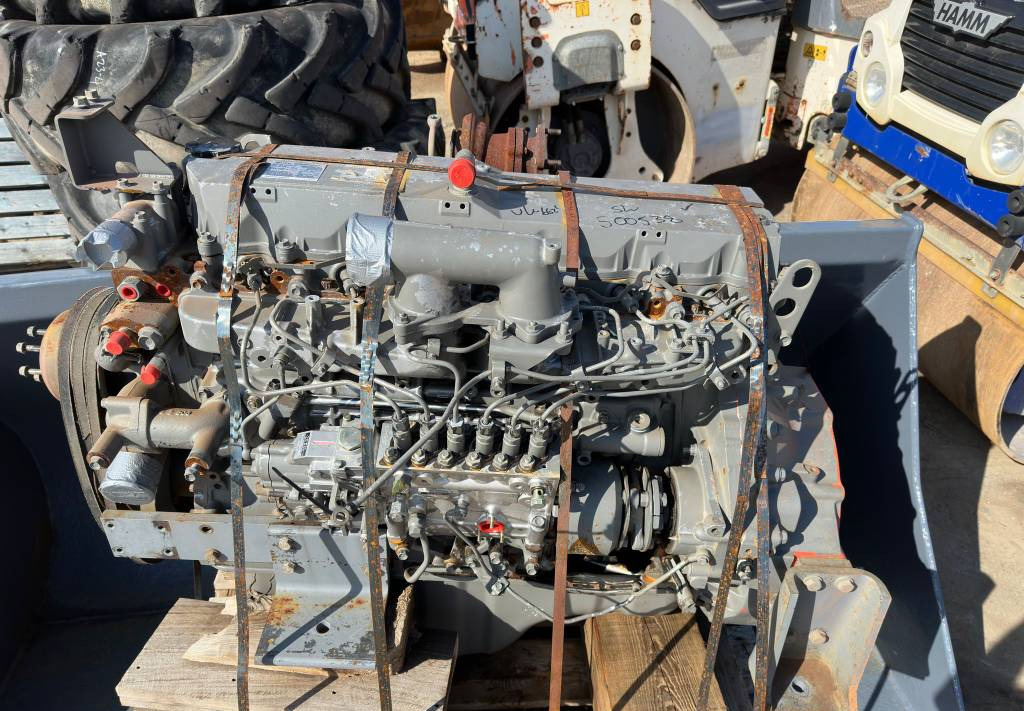 Engine for Construction machinery Isuzu AA-6HK1X ENGINE: picture 1