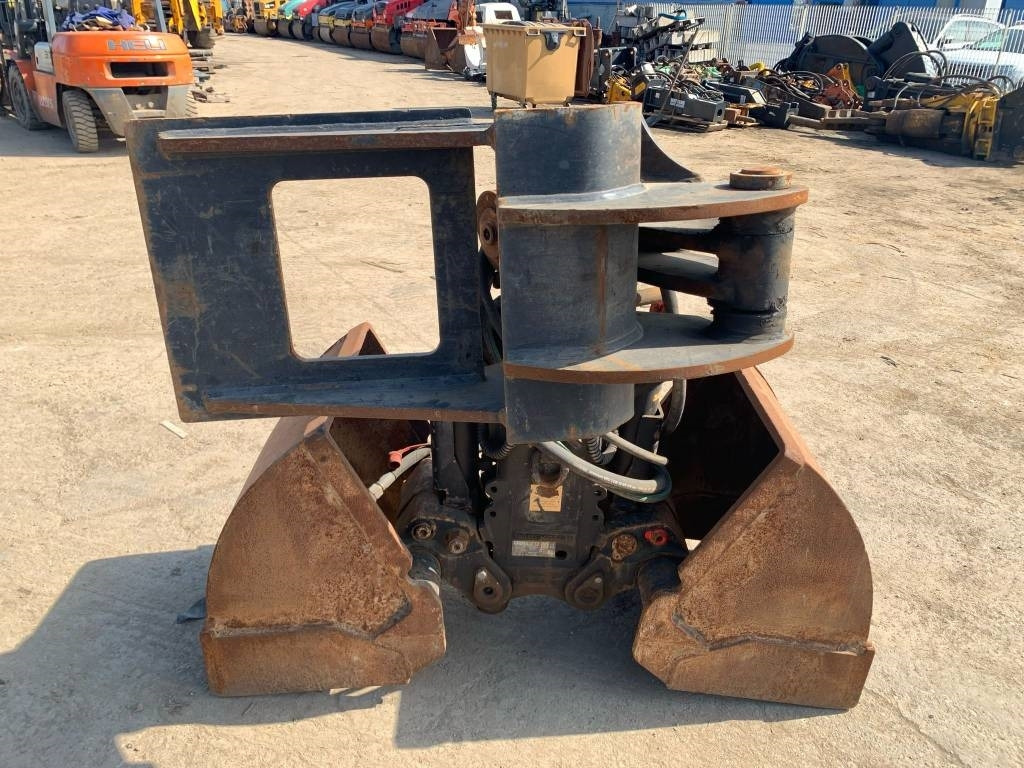 Kinshofer C18VE-60 - Grapple for Construction machinery: picture 1 Kinshofer C18VE-60 - Grapple for Construction machinery: picture 1
