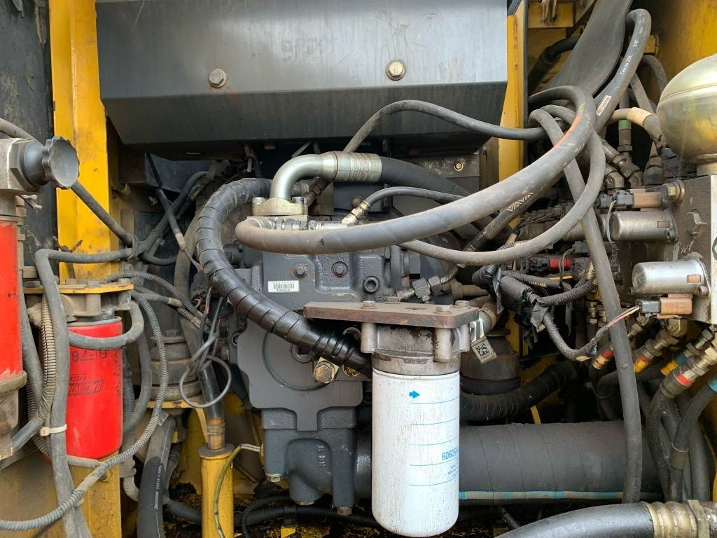 Wheel excavator Komatsu PW 140-7: picture 8 Wheel excavator Komatsu PW 140-7: picture 8