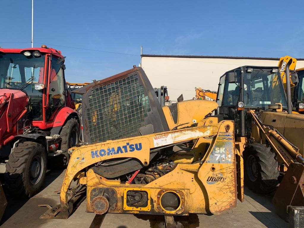 Komatsu SK 714 FOR PARTS - Skid steer loader: picture 2 Komatsu SK 714 FOR PARTS - Skid steer loader: picture 2