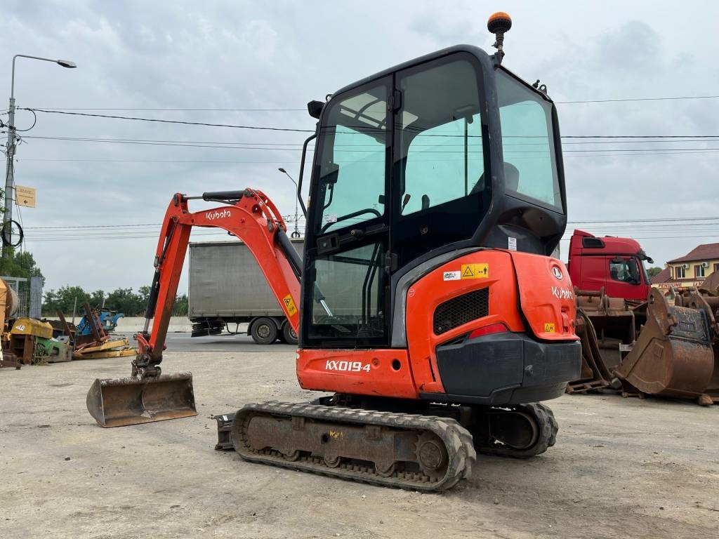 Mini excavator Kubota KX 019-4: picture 6