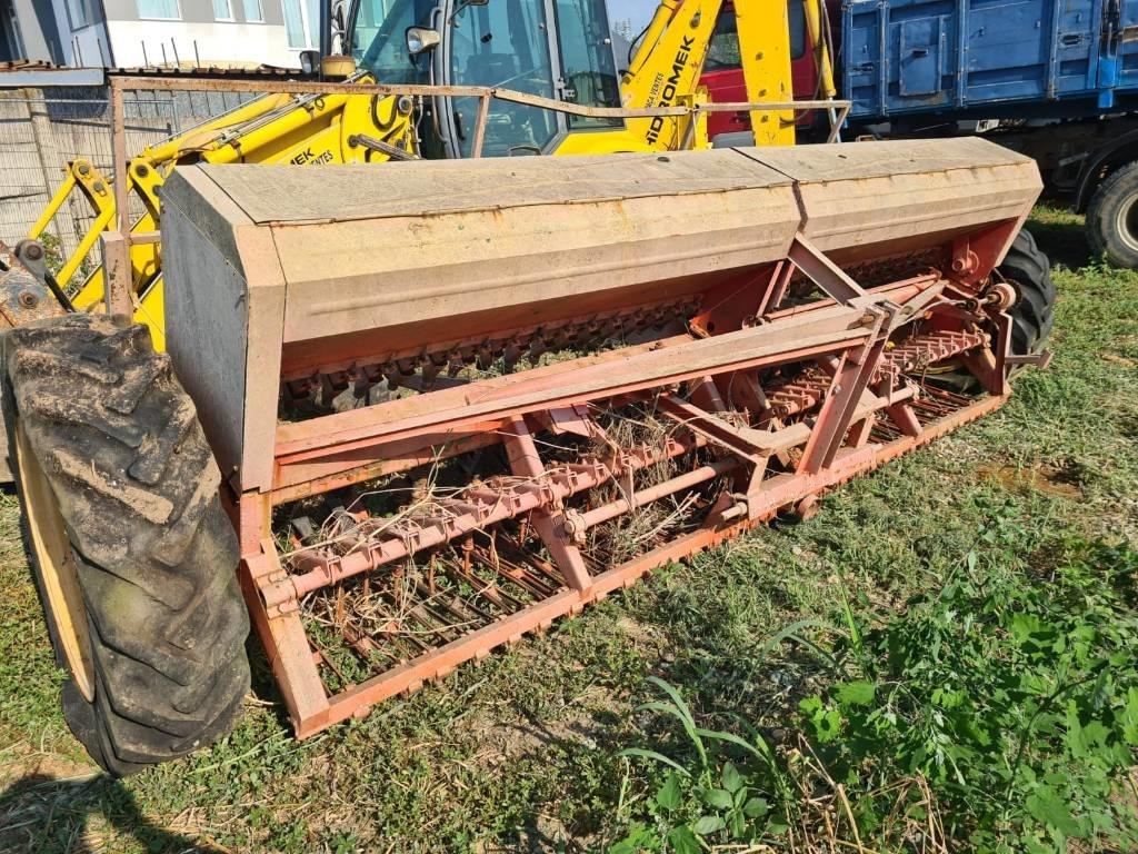 Kuhn 4M - Combine seed drill: picture 4 Kuhn 4M - Combine seed drill: picture 4