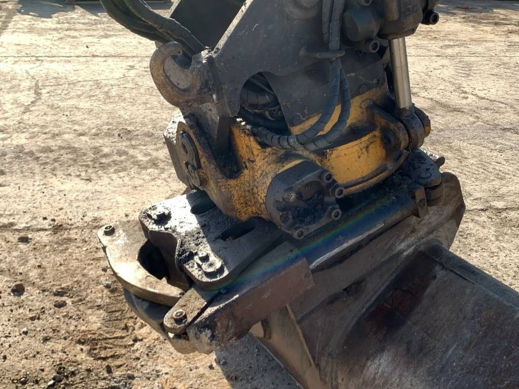 Wheel excavator Liebherr A912 Compact+Engcon Rototilt: picture 8