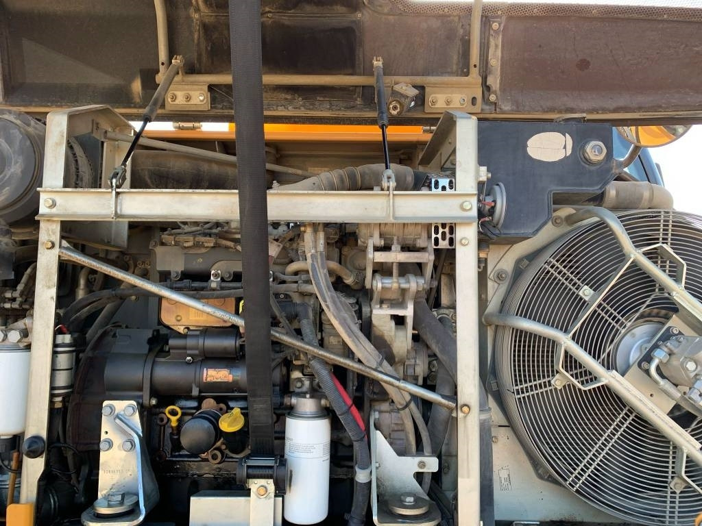 Wheel excavator Liebherr A912 Compact+Engcon Rototilt: picture 13