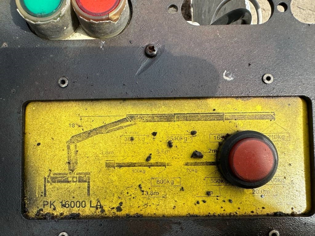 Crane truck, Dropside/ Flatbed truck Mercedes-Benz 2531: picture 11 Crane truck, Dropside/ Flatbed truck Mercedes-Benz 2531: picture 11