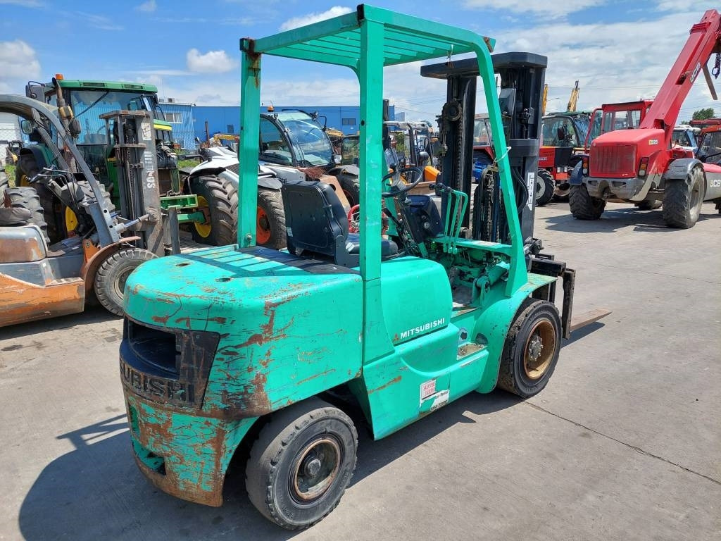 Mitsubishi FD35A - Diesel forklift: picture 3 Mitsubishi FD35A - Diesel forklift: picture 3