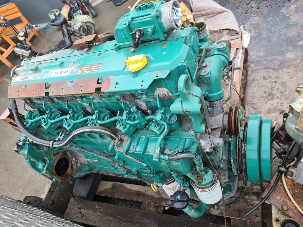 Volvo D7D LBE2 Engine for Volvo L120E, L110E Wheel loade - Engine for Construction machinery: picture 2 Volvo D7D LBE2 Engine for Volvo L120E, L110E Wheel loade - Engine for Construction machinery: picture 2