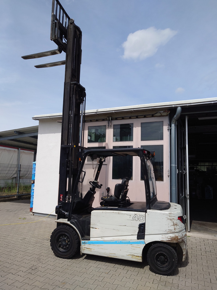 Electric forklift Hyundai 40B-9: picture 8