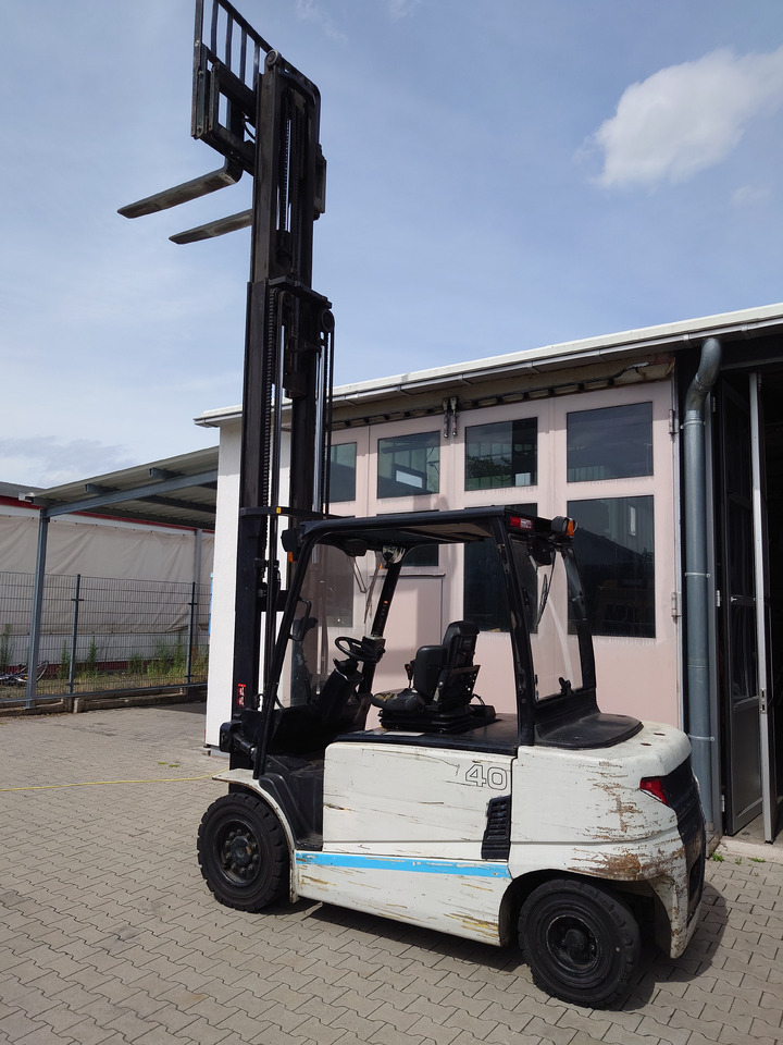 Electric forklift Hyundai 40B-9: picture 9