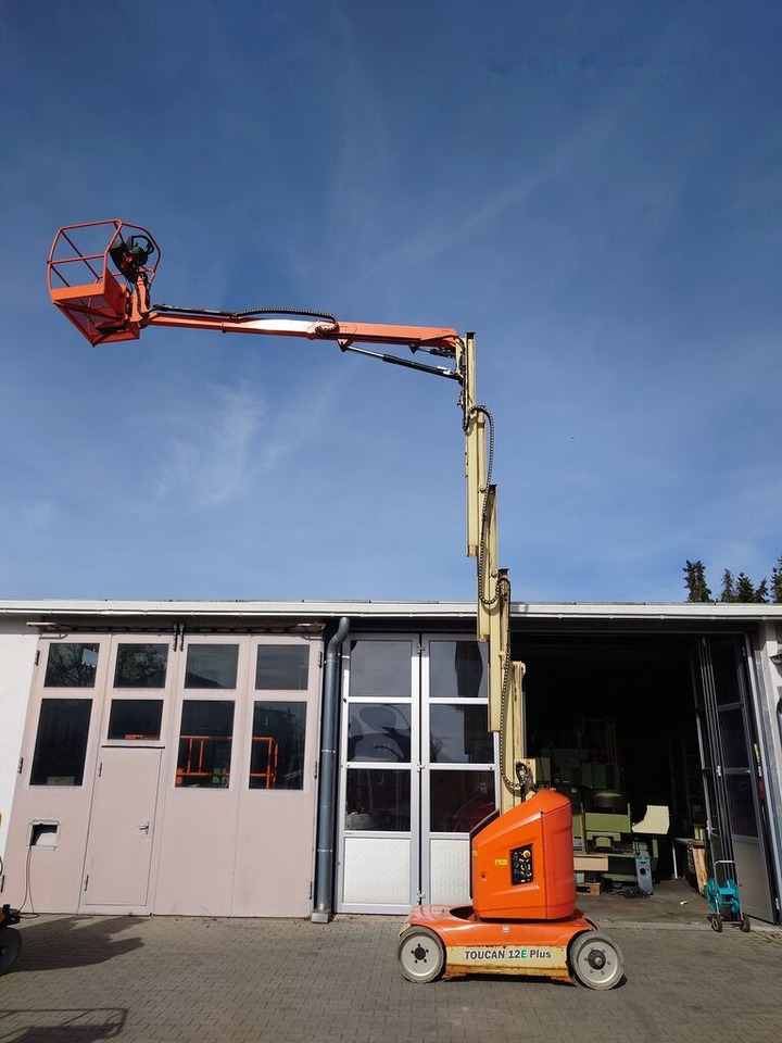 JLG TOUCAN 12E PLUS - Vertical mast lift: picture 2 JLG TOUCAN 12E PLUS - Vertical mast lift: picture 2
