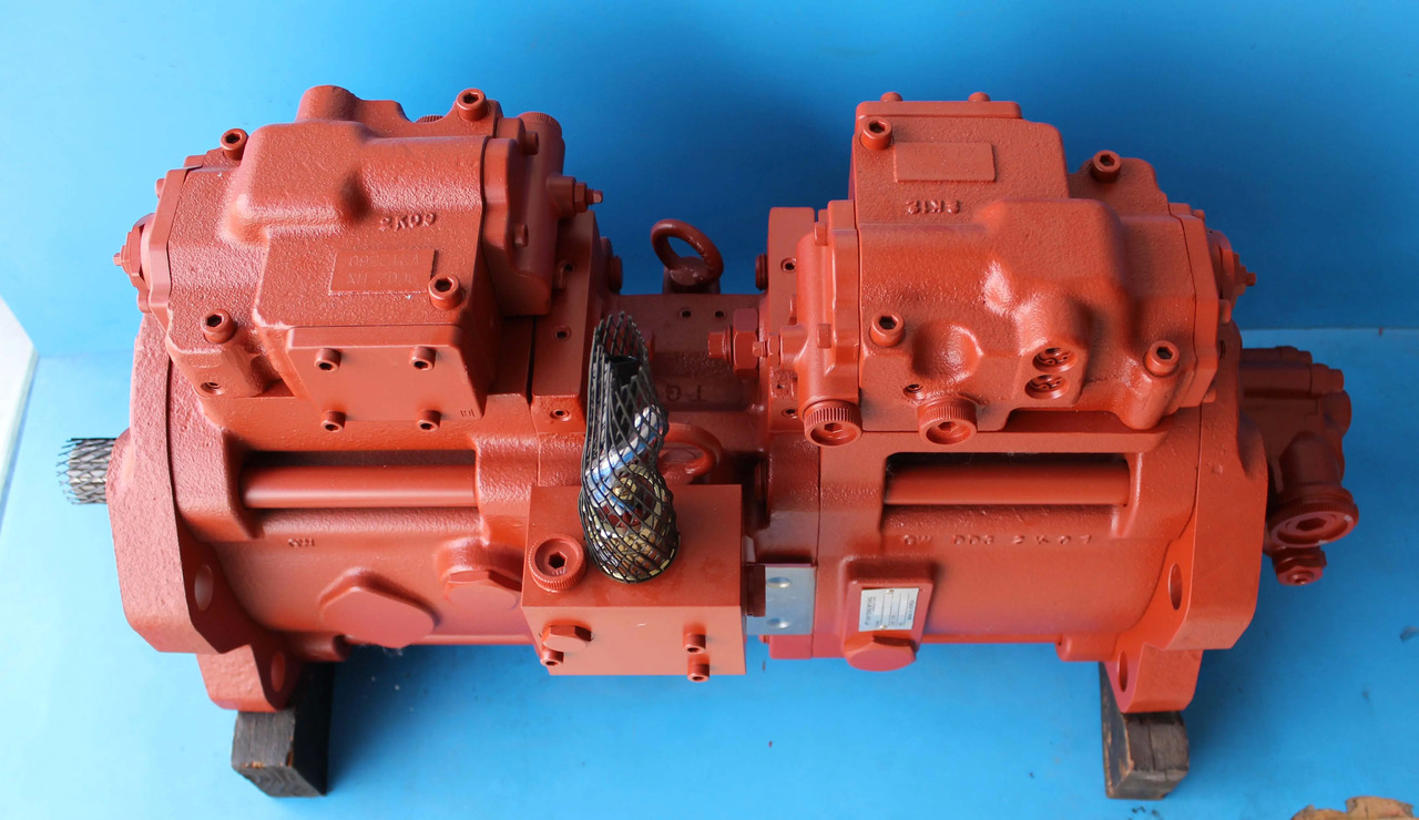 China Factory Main Hydraulic K3V112 Excavator Pump Parts for Kobelco SK200-8 Hyundai R210LC-7 31N6-10010 31N6-10051 31N6-10110 - Hydraulic pump: picture 4 China Factory Main Hydraulic K3V112 Excavator Pump Parts for Kobelco SK200-8 Hyundai R210LC-7 31N6-10010 31N6-10051 31N6-10110 - Hydraulic pump: picture 4