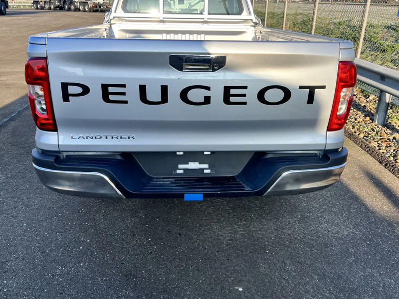Peugeot Landtrek - 2 UNITS Landtrek1.9D L Single Cab 4x2 MY21 - EURO 3 - NEW!! - 20 UNITS - Pickup truck, Combi van: picture 5 Peugeot Landtrek - 2 UNITS Landtrek1.9D L Single Cab 4x2 MY21 - EURO 3 - NEW!! - 20 UNITS - Pickup truck, Combi van: picture 5