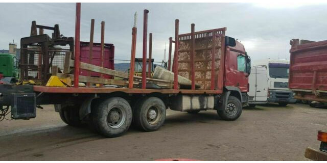 Iveco AD260T450PS 6x4 Blatt Blatt (E:5) - Log truck, Crane truck: picture 2 Iveco AD260T450PS 6x4 Blatt Blatt (E:5) - Log truck, Crane truck: picture 2