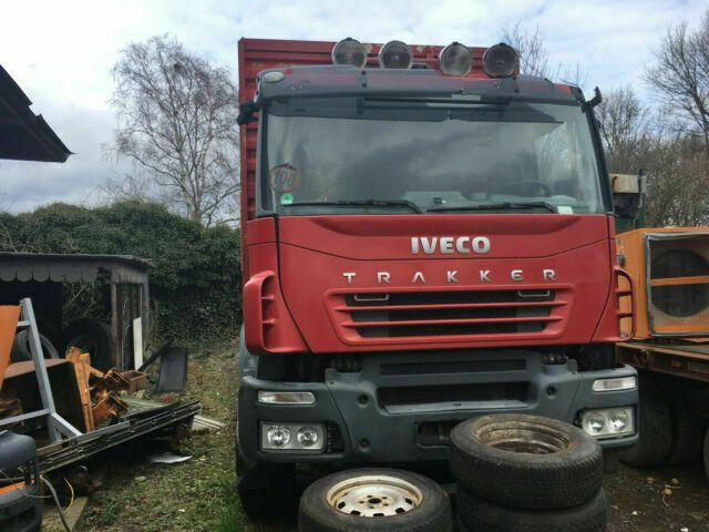 Iveco AD260T450PS 6x4 Blatt Blatt (E:5) - Log truck, Crane truck: picture 5 Iveco AD260T450PS 6x4 Blatt Blatt (E:5) - Log truck, Crane truck: picture 5