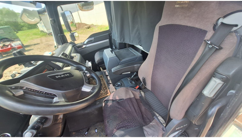 Curtainsider truck MAN TGL 8.250 Jumbo mit Anh: picture 8