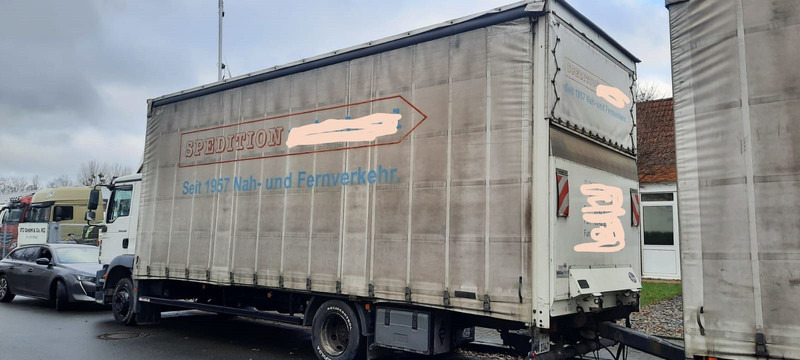 MAN TGM 12.250 - Curtainsider truck: picture 3 MAN TGM 12.250 - Curtainsider truck: picture 3
